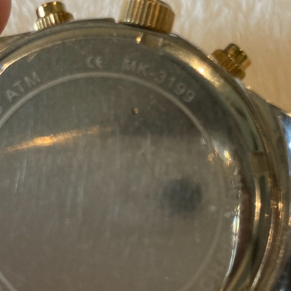 Michael Kors Women's MK3199 Two Tone Watch - Picture 4 of 5